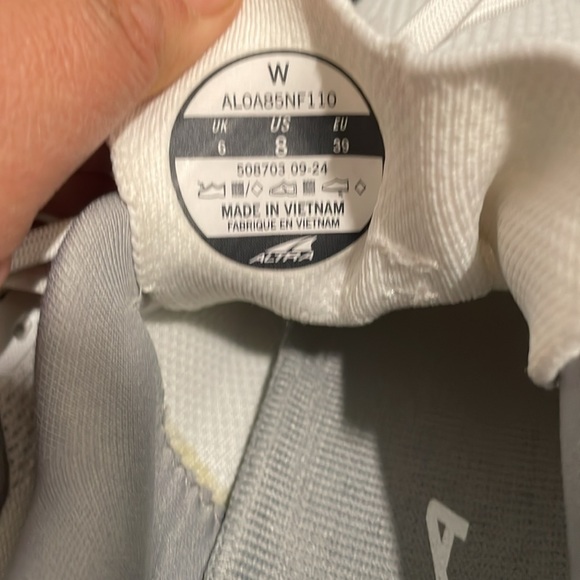 Altra Escalante 4 - Picture 4 of 8